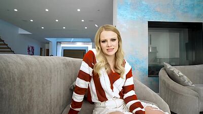 Alluring Paris White Blows for a Free Ride
