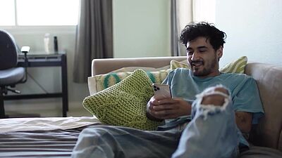 Stepson gets aroused when his stepmom sends him her breasts pic