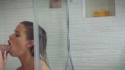 Big tits MILF Jessa Rhodes became so wet so it is perfect time for big cock