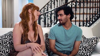 Unexperienced stepson got help from his curvy MILF stepmom Lauren Phillips