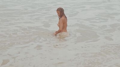 Australian big natural tits blonde Jessica Lawson together with Playboy