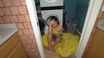 Evelin Stone Enjoys Massive Cock in her Mouth