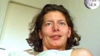 German Mature Plays With Her Pussy