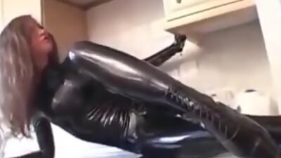 Latex kitty in catsuit