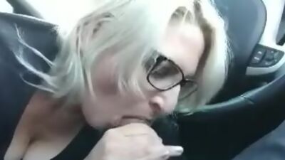 My secretary sucks my dick in my car