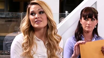 Hot brunette babe licking and facesitting lesbian milfs