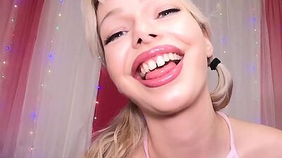 Busty 19yo stepdaughter drilled by stepfather in POV