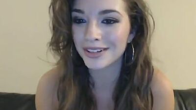 Horny Chick sucks and fucks dildo and has lots of fun