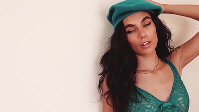 Teen Elilith Noir playing with fire and revealed her beautiful big ass