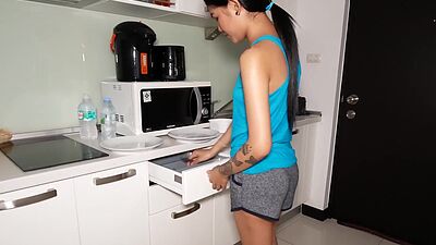 Tiny Thai teen GF fucked hard doggystyle after she made dinner for the BF