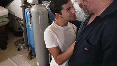 Petite gay gets his tight ass ripped off by huge cock