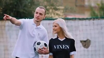 Fangirl Stepsister Eva Elfie Seduces her Favourite Soccer Star