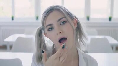 Stepsister Eval Elfie Gave herself up to a Stepbro with a Boner