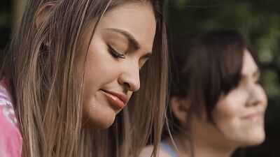 19yo nympho dyke seduces perverted wet lesbian slut