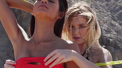 Sexy black teen Hannah Le posed with hot blonde lesbian teen Kylie Belle