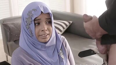 Aaliyah begs Logan to used her ass to save her husband