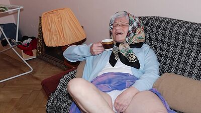 OMAHOTEL Granny And Milf Picture Showcase Of Content Online