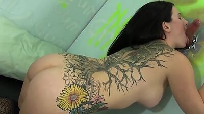 LICENSED TO BLOW - Casey Cumz Sucks Off Big Schlong In Bathroom