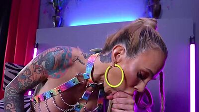 Tattooed busty stepmom Sarah Jessi fucks her hung stepson