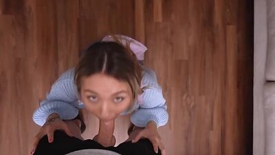 Future tenant gags for a discount