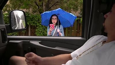 Cute chick Scarlett gets her pussy banged in the bus