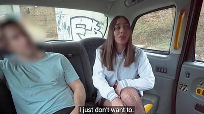 Bigbooty bae penetrated in car by dirty taxi driver