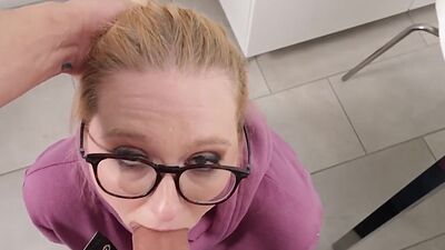 A nice blowjob from stepmom Audrey Madison