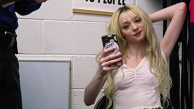 Influencer teen Cecelia Taylor busted stealing clothes and in trouble now