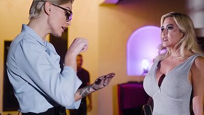 MILF busty sluts penetrated in threesome in doggystyle