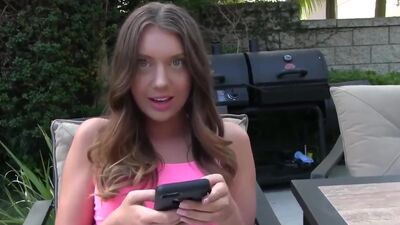 Elena wants to Squirt and Cum like the Girls her Stepbrother Fucks