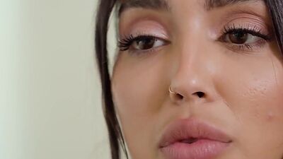 A hug that makes Vanessa  and Kayley leads to an intimate attraction