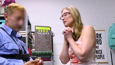 Fat dicking of nerdy housewife in glasses