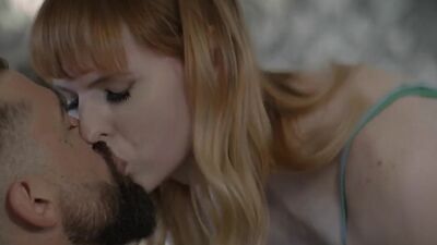 Trans beauty Lianna Lawson gets throated and analed by big dick