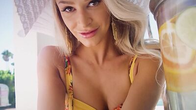 Perfect ass blonde teen posing outdoor and revealed her all natural body