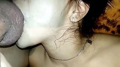 DOBLE CARGA DE SEMEN CALENTITO EN SU BOCA