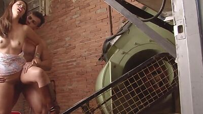 Quickie with Latina in the basement during work hours