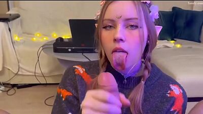 Cute Elf girl Sucking Big Cock