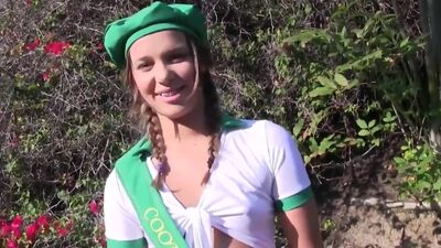 Liza gets a Huge Order and a Big Dick in her Teen Pussy