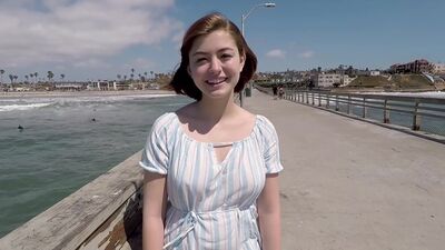 Aria Sky gets off on getting titty fucked