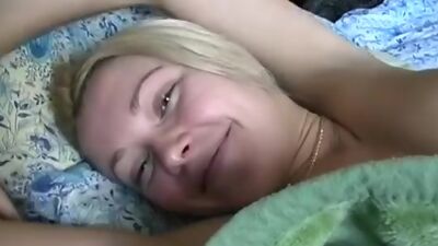 Sex couple oral and fuck in the limo