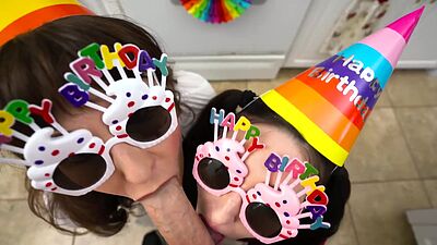 Melody Mynx and Tifa Quinn surprises Conor Coxxx with a blowjob