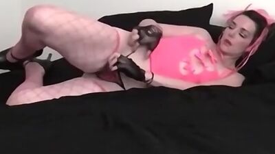 Busty amateur seductress takes big dick up her juicy pussy