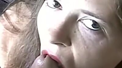 Amateur chick makes him cum by sucking him off real good
