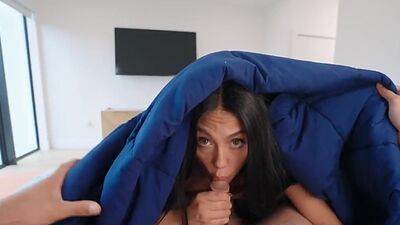 Bigbooty sluts smashed in threeway by big black cock