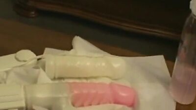 Pussy toyed japanese teen masturbates