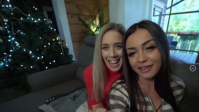 21yo hostel bitches fucked in threesome in doggystyle