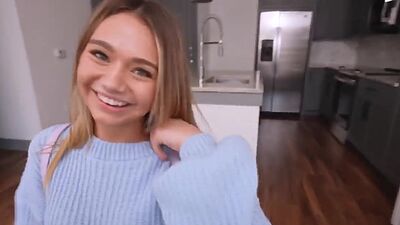 Spinner earns apartment with pussy