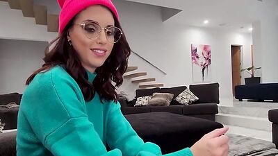 Grown-up Lila sucked Allen's big hard cock