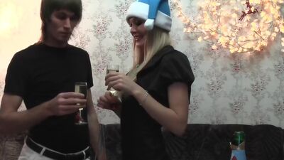 Real couple porn on Christmas scene 2