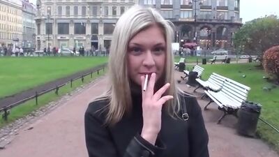 Hot anal fuck in a public toilet scene 2